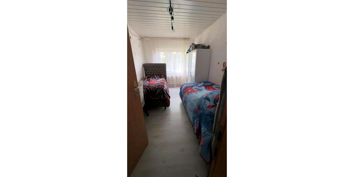 Erdgeschoßwohnung Köln Kalk - 3 Zimmer, 65 m&sup2;, 1.100&euro; | Angebot:26261246