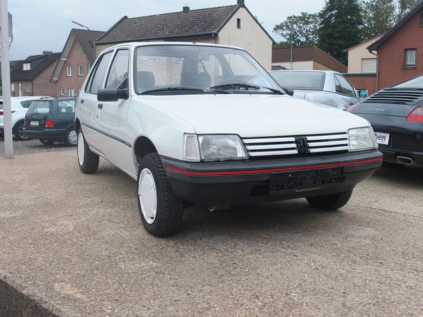 Peugeot 205 76.500 km 4.290 € Erftstadt-Konradsheim 50374