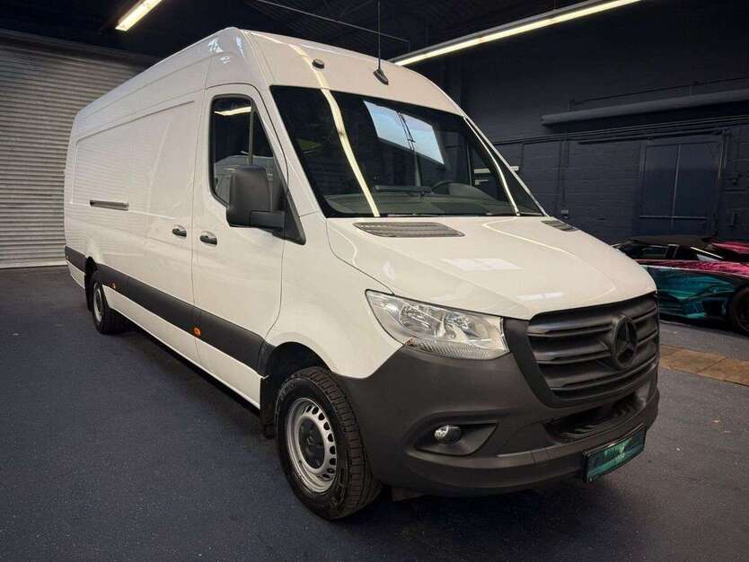 Mercedes-Benz Sprinter 75.000 km 26.180 € Hilden 40721