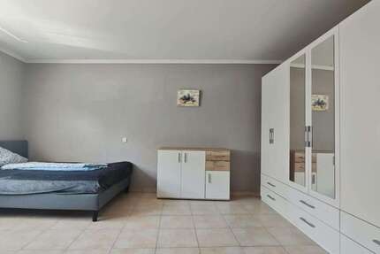 Zimmer Köln Eil - 850&euro; | Angebot:27030409