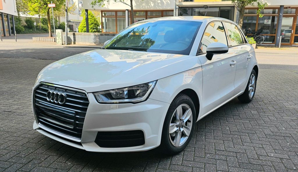 Audi A1 82.000 km 12.300 &euro; Köln 50674