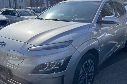 Hyundai KONA 36.410 km 20.900 &euro; Hennef 53773