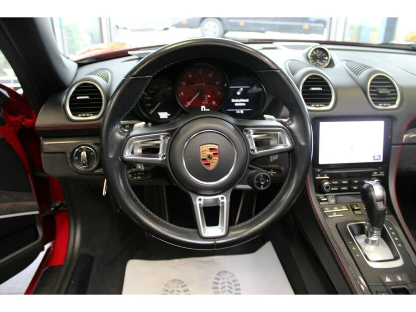 Porsche Boxster 718 GTS Sport-/AGA/Chrono/Design 73.299 km 63.980 € Euskirchen 53881