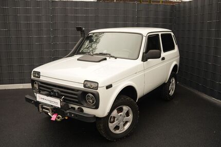 Lada Taiga 101.554 km 8.199 &euro; Dormagen 41539
