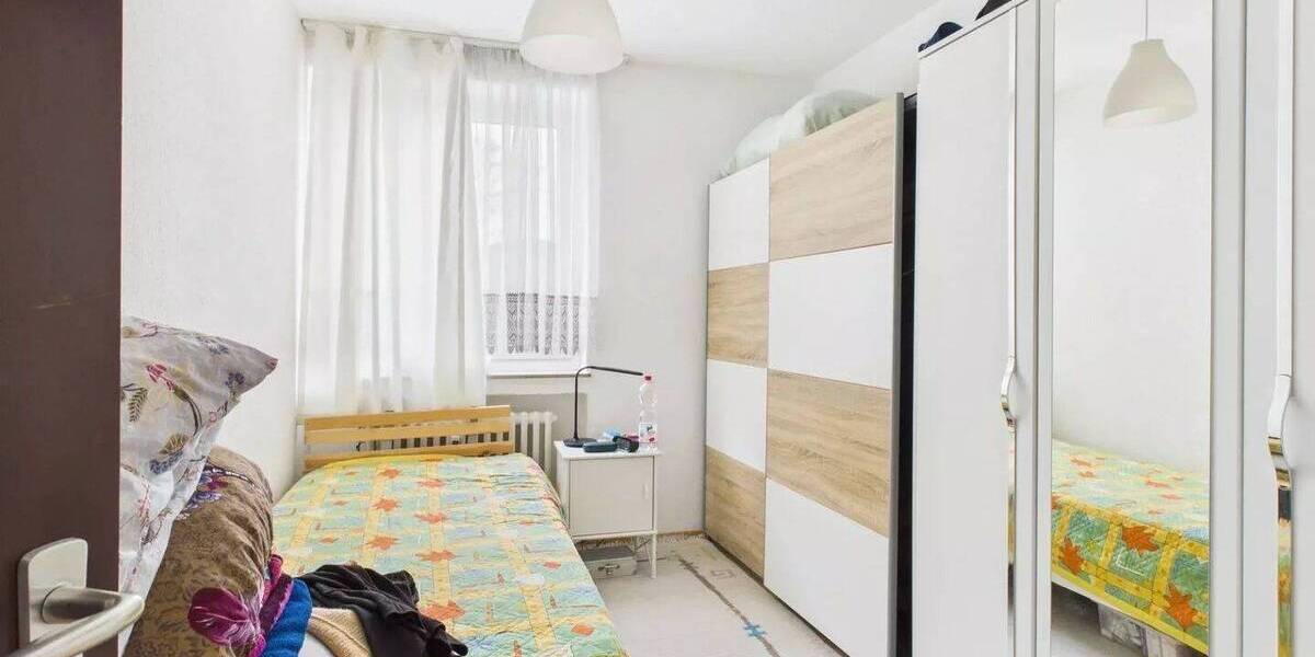 Etagenwohnung Köln Pesch - 4 Zimmer, 92 m&sup2;, 260.000&euro; | Angebot:26868717