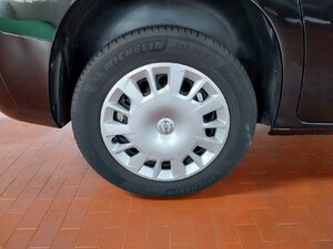 Opel Combo 1.2 Edition Kam SHZ LHZ DAB Navi Tempo 58.529 km 18.888 € HAAN 42781