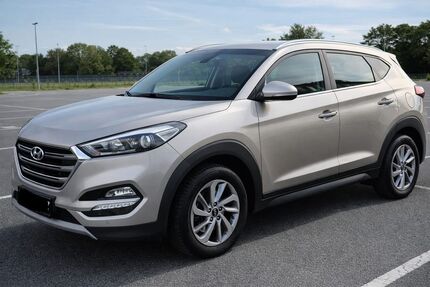 Hyundai TUCSON 88.000 km 12.400 &euro; Solingen 42697