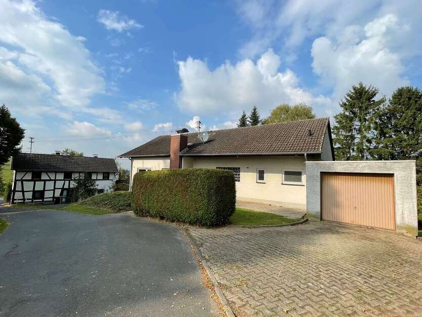 Haus zum Kaufen in Hennef 329.000 € 176 m² 6 zimmer