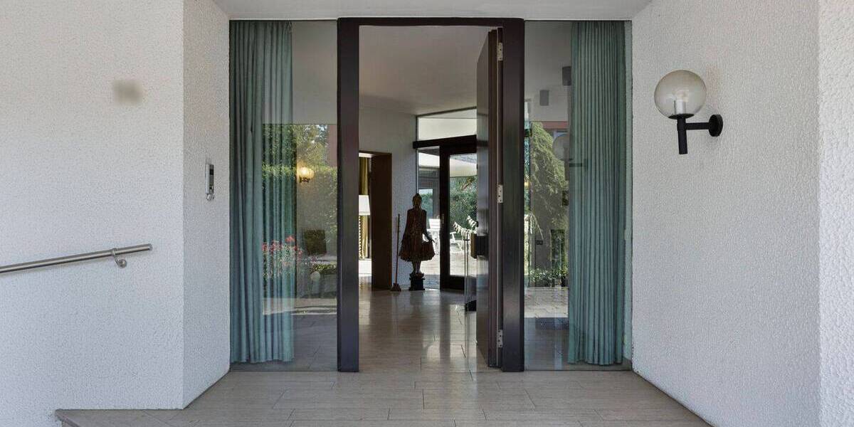 Bungalow Köln Hahnwald - 5 Zimmer, 219 m&sup2;, 1.495.000&euro; | Angebot:23958139