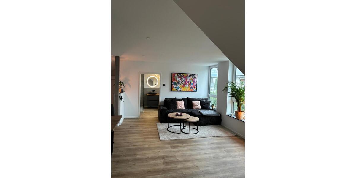 Einfamilienhaus Langenfeld (Rheinland) - 1 Zimmer, 63 m&sup2;, 1.250&euro; | Angebot:27615824