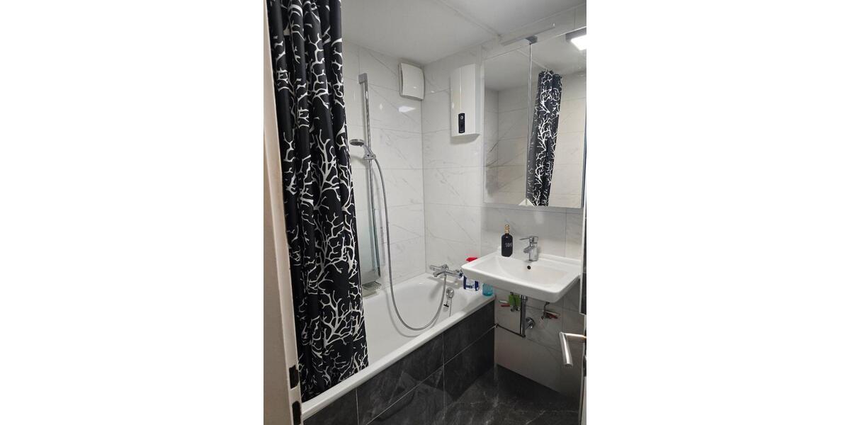 Etagenwohnung Köln Mülheim - 4 Zimmer, 79 m&sup2;, 390.000&euro; | Angebot:27081308