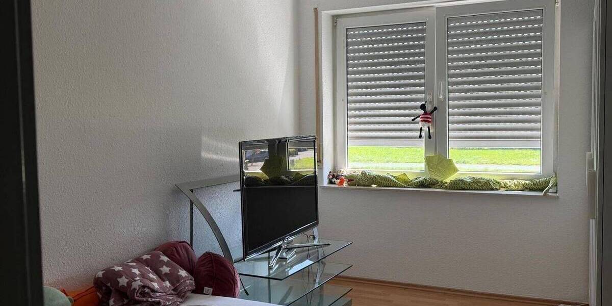 Etagenwohnung Hennef - 3 Zimmer, 80 m&sup2;, 279.000&euro; | Angebot:26712414