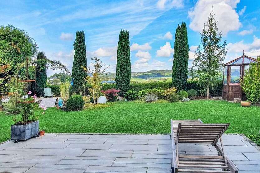 Haus zum Kaufen in Overath 845.000 € 231 m²