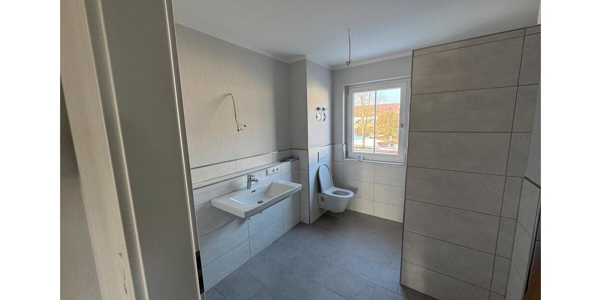 Etagenwohnung Kürten - 3 Zimmer, 92 m&sup2;, 900&euro; | Angebot:24731081