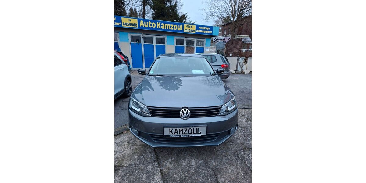 VW Jetta 152.770 km 8.490 &euro; Solingen 42719