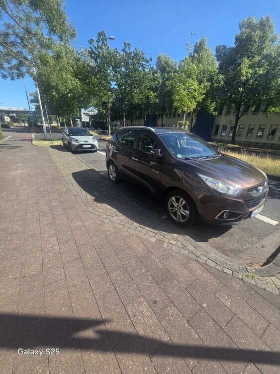 Hyundai IX35 230.000 km 4.250 € Dormagen 41539