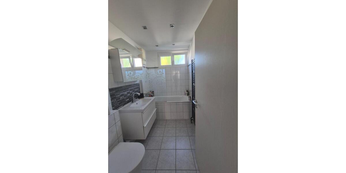 Hochparterre Leverkusen Opladen - 4 Zimmer, 86 m&sup2;, 289.000&euro; | Angebot:26963022