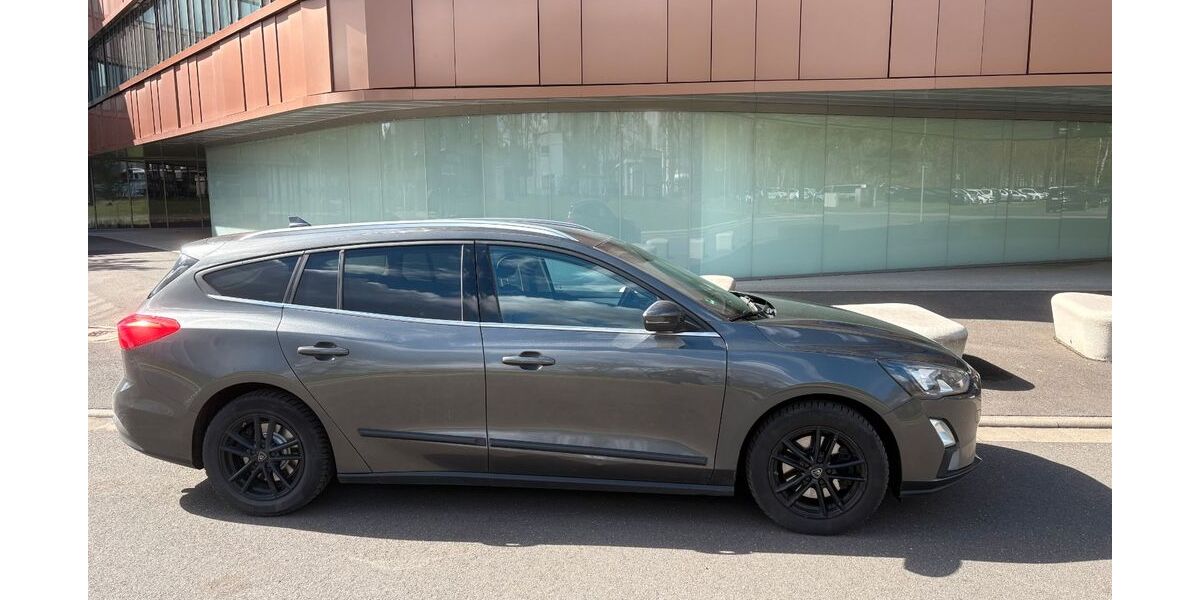 Ford Focus 123.000 km 10.900 &euro; Siegburg 53721