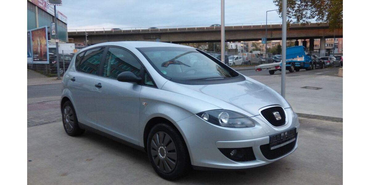 Seat Altea 171.000 km 3.900 € Köln 51105