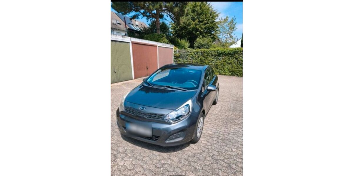 Kia Rio 216.000 km 1.900 &euro; Bonn 53119