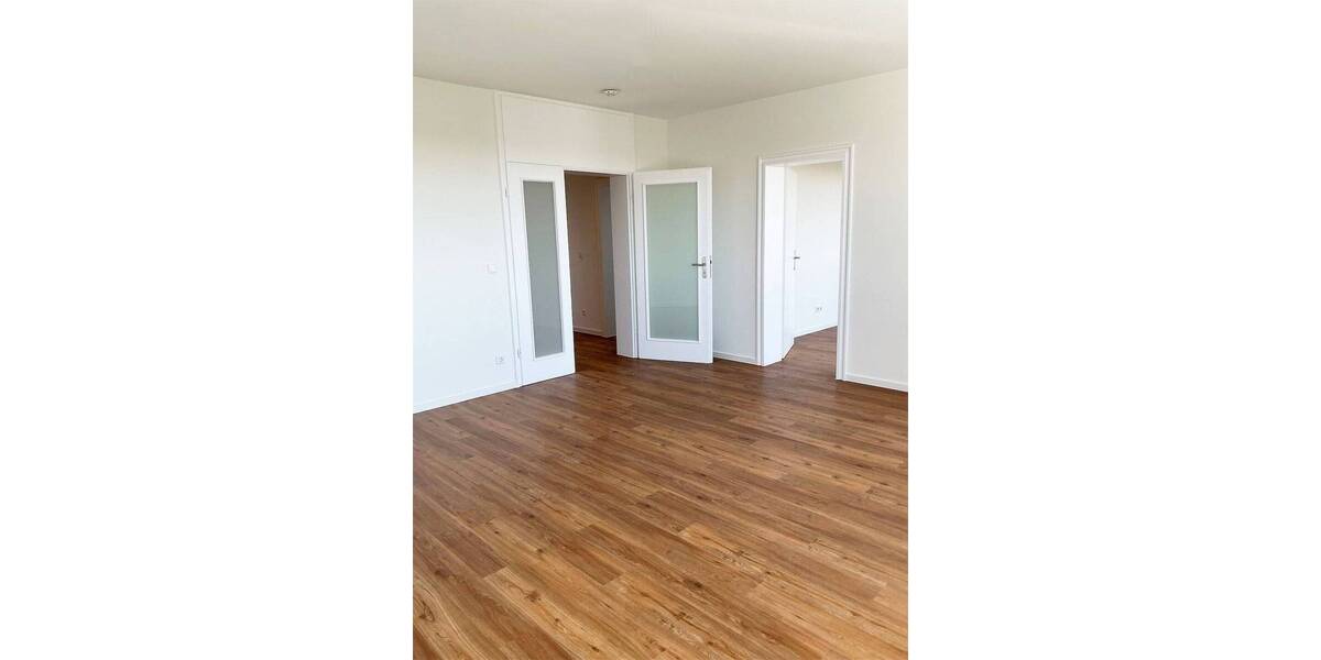Etagenwohnung Köln Bayenthal - 3 Zimmer, 98 m&sup2;, 1.700&euro; | Angebot:26804290