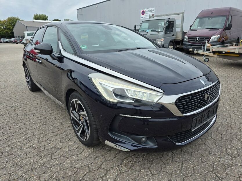 Citroen DS5 171.350 km 11.450 € Bornheim 53332