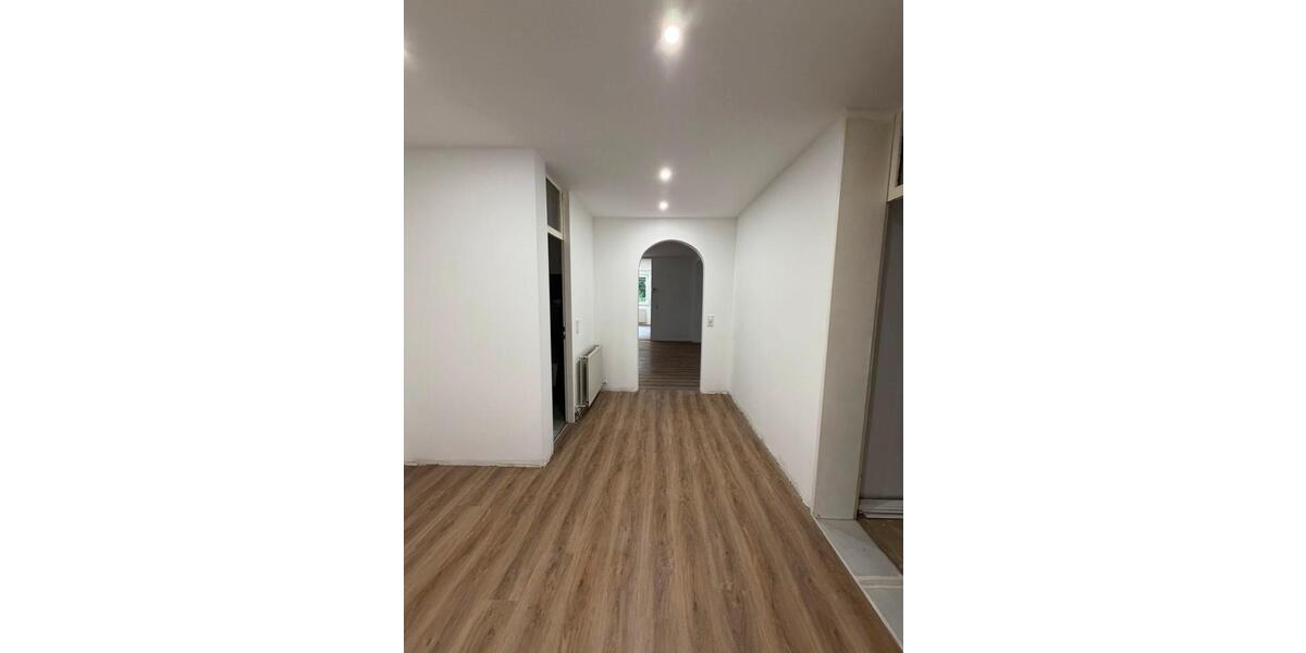 Terrassenwohnung Bergisch Gladbach Paffrath - 3 Zimmer, 124 m&sup2;, 1.450&euro; | Angebot:26315031