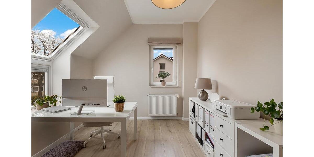 Einfamilienhaus Langenfeld (Rheinland) - 5 Zimmer, 150 m&sup2;, 2.500&euro; | Angebot:26099303