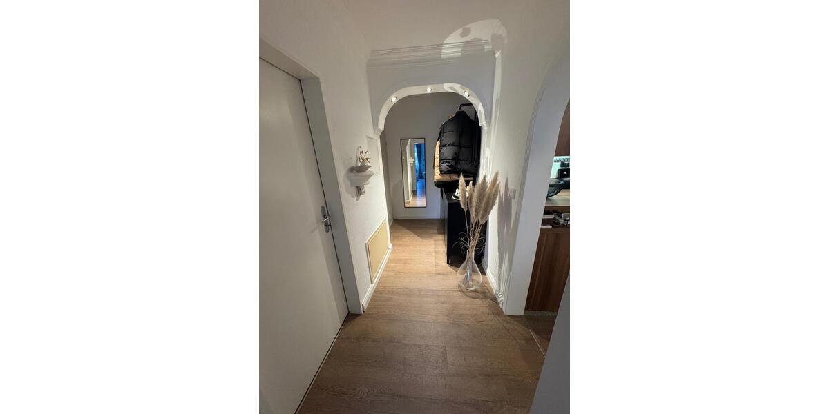 Etagenwohnung Hennef (Sieg) - 3 Zimmer, 75 m&sup2;, 280.000&euro; | Angebot:24307622