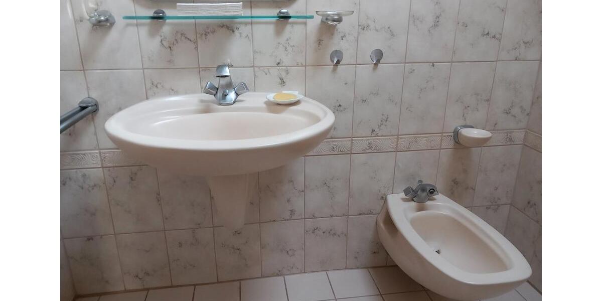 Reihenhaus Bonn Tannenbusch - 3 Zimmer, 110 m&sup2;, 425.000&euro; | Angebot:26809545