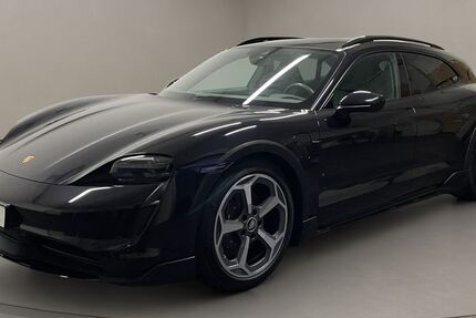Porsche Taycan 23.865 km 77.700 € Köln 50823