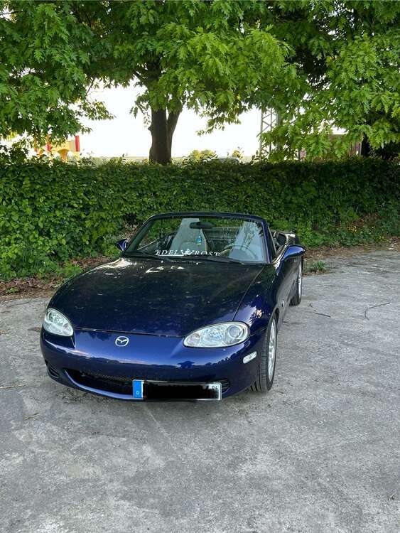 Mazda MX-5 166.500 km 6.800 € Erftstadt 50374