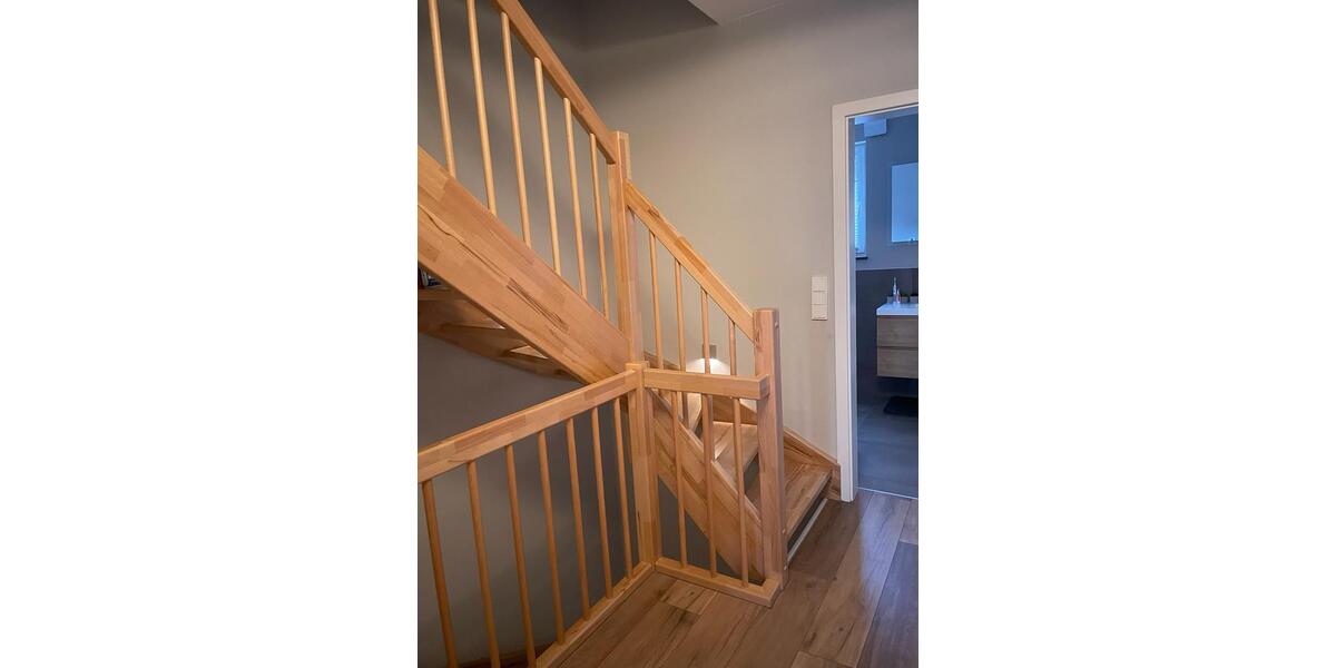 Haus In Solingen zu vermieten Bj 2021, mit Carport, 3,5 Stockwerk 6 zimmer