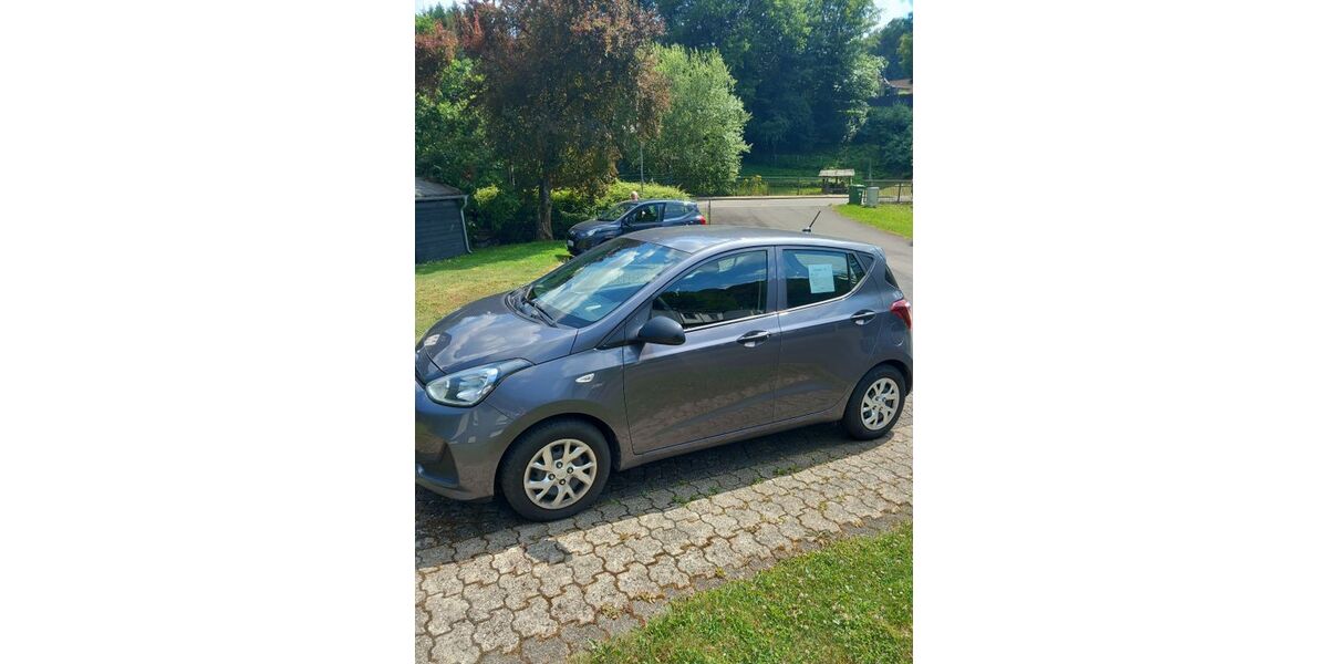 Hyundai i10 65.000 km 6.900 &euro; Overath 51491