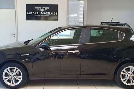 Alfa Romeo Giulietta 254.000 km 3.590 € Köln 51067