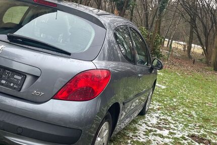 Peugeot 207 132.000 km 2.000 &euro; Rösrath 51503