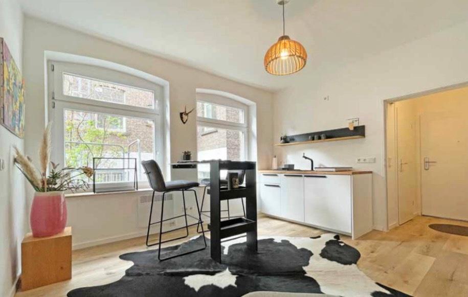 Etagenwohnung Köln Innenstadt - 1 Zimmer, 22 m&sup2;, 1.025&euro; | Angebot:25613647