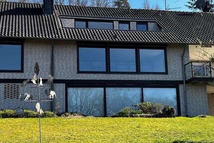 Haus zum Kaufen in Overath 870.000 € 298 m²