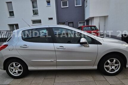 Peugeot 308 84.000 km 3.490 &euro; Troisdorf (Nähe Köln/Bonn) 53844