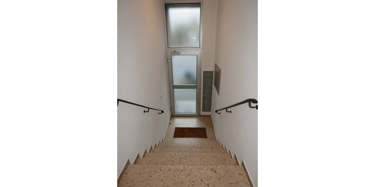 Etagenwohnung Siegburg Dreesch - 3 Zimmer, 105 m&sup2;, 1.195&euro; | Angebot:26801706