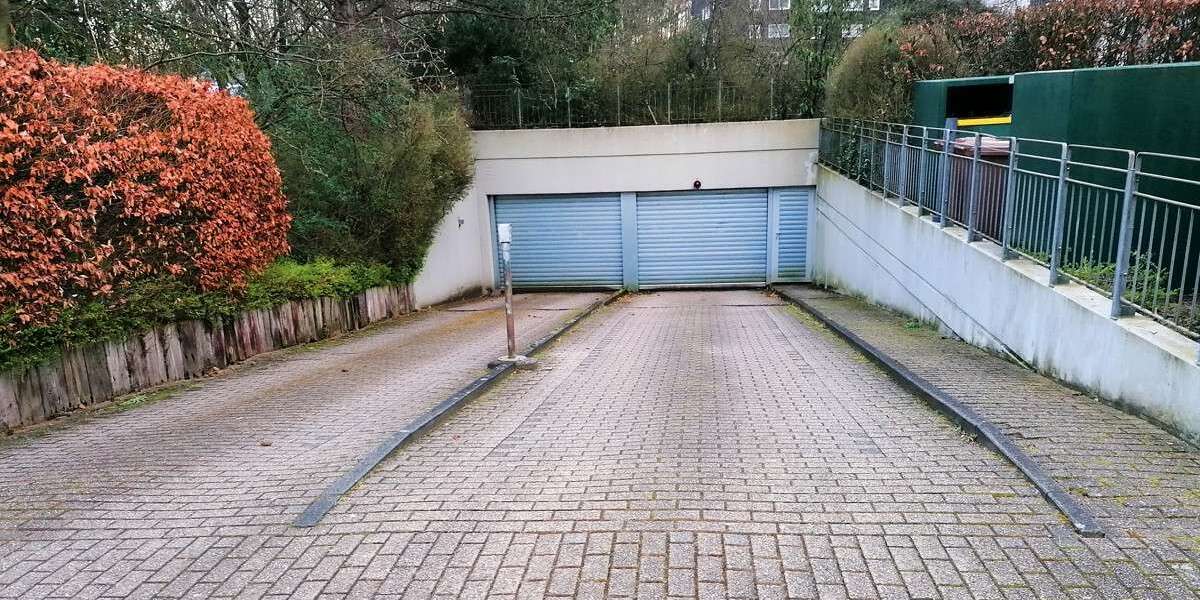 Garage zu verkaufen in Bergisch Gladbach Frankenforst 30.000 € zimmer
