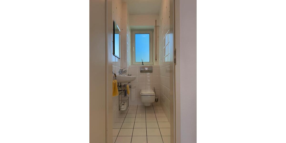 Erdgeschoßwohnung Bergisch Gladbach Gronau - 3 Zimmer, 110 m&sup2;, 1.800&euro; | Angebot:26326053