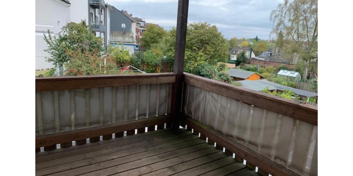 Etagenwohnung Solingen Central - 2 Zimmer, 72 m&sup2;, 700&euro; | Angebot:25340762