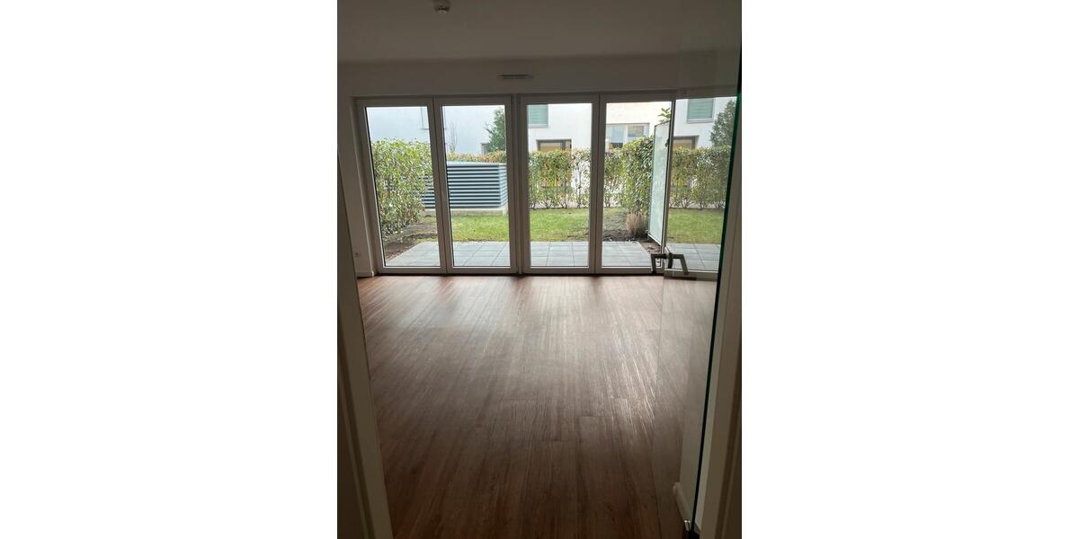 Erdgeschoßwohnung Bonn Auerberg - 2 Zimmer, 62 m&sup2;, 1.085&euro; | Angebot:25384576