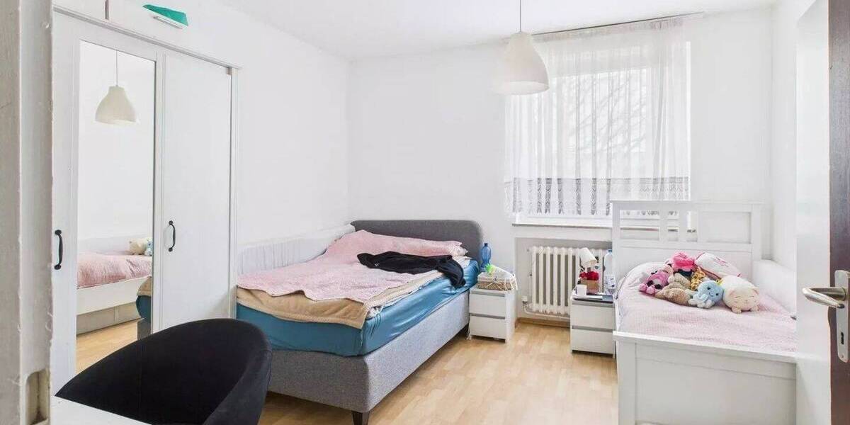 Etagenwohnung Köln Pesch - 4 Zimmer, 92 m&sup2;, 260.000&euro; | Angebot:26868717