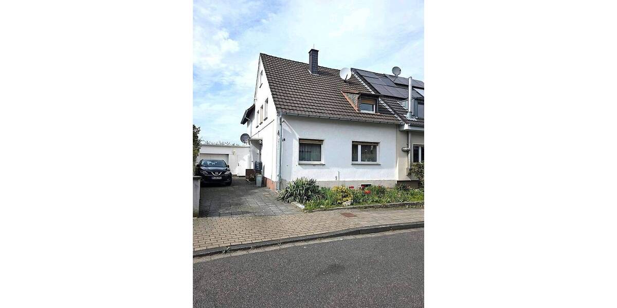 Mehrfamilienhaus, Wohnhaus Bergheim Oberaußem - 7 Zimmer, 150 m&sup2;, 280.000&euro; | Angebot:26795021