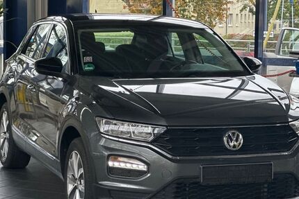 VW T-Roc 62.000 km 19.999 &euro; Brühl (Nähe Köln) 50321