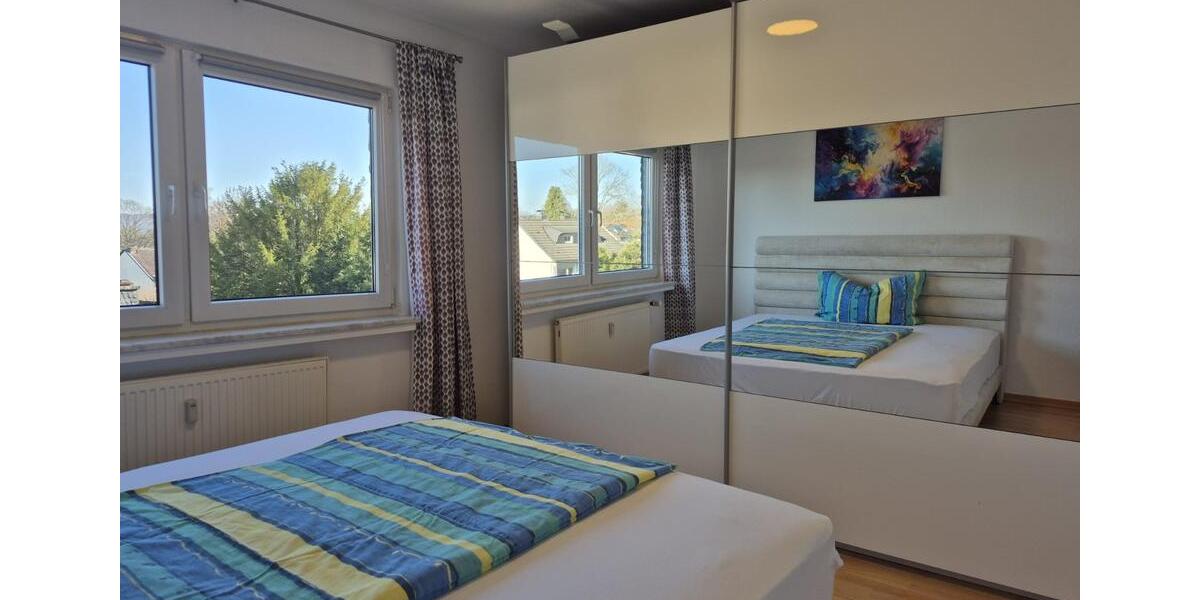 Etagenwohnung Bonn Friesdorf - 3 Zimmer, 70 m&sup2;, 1.700&euro; | Angebot:25405188