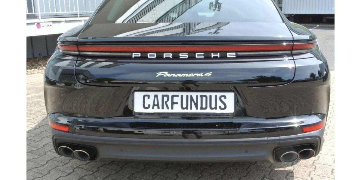 Porsche Panamera 4.999 km 126.555 &euro; Köln Lövenich 50859