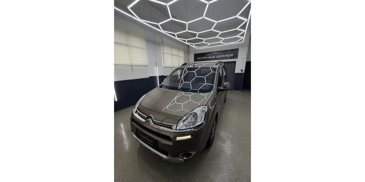 Citroen Berlingo 77.613 km 9.750 &euro; Solingen 42651